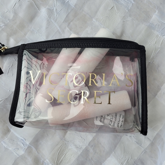 NWT Victoria's Secret 4PC Bag Makeup-Laundry-Shoes-Lingerie Travel Set - Picture 12 of 12